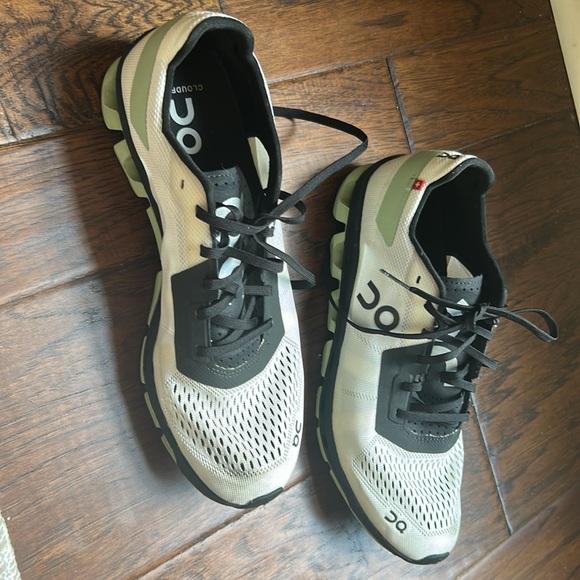 ON Cloud cloud flash sneakers size 8 - Picture 12 of 13